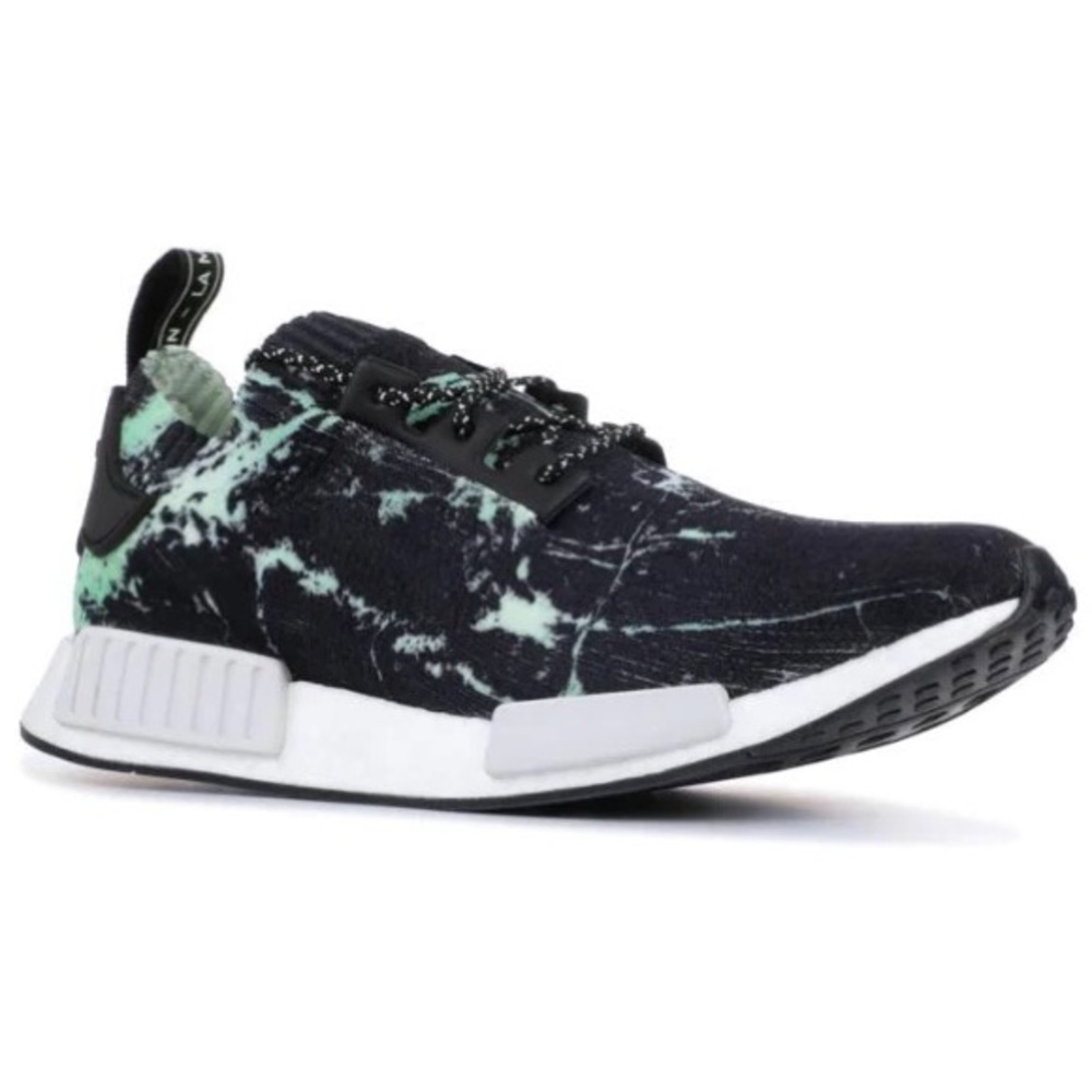 Adidas Boosts! NMD R1
